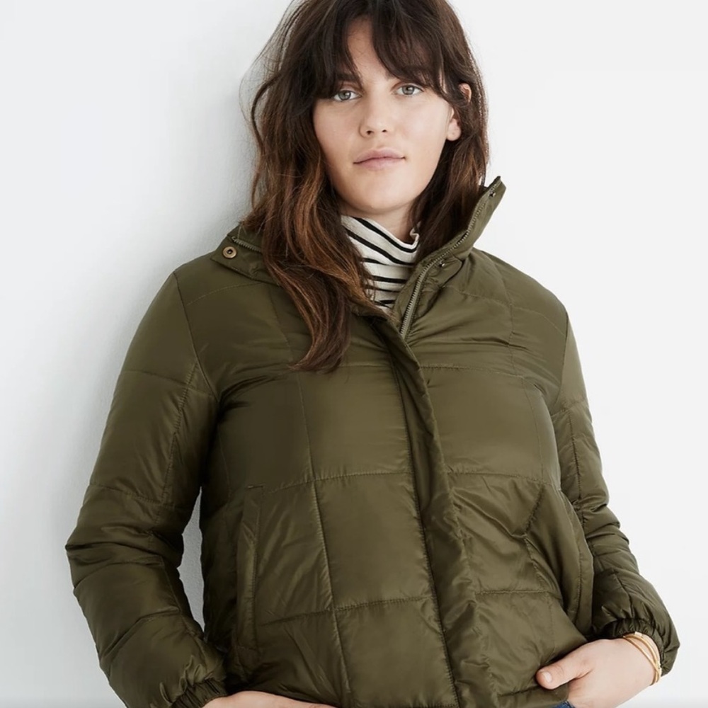MADEWELL Travel Packable Puffer Jacket in Olive Green - Size XXS